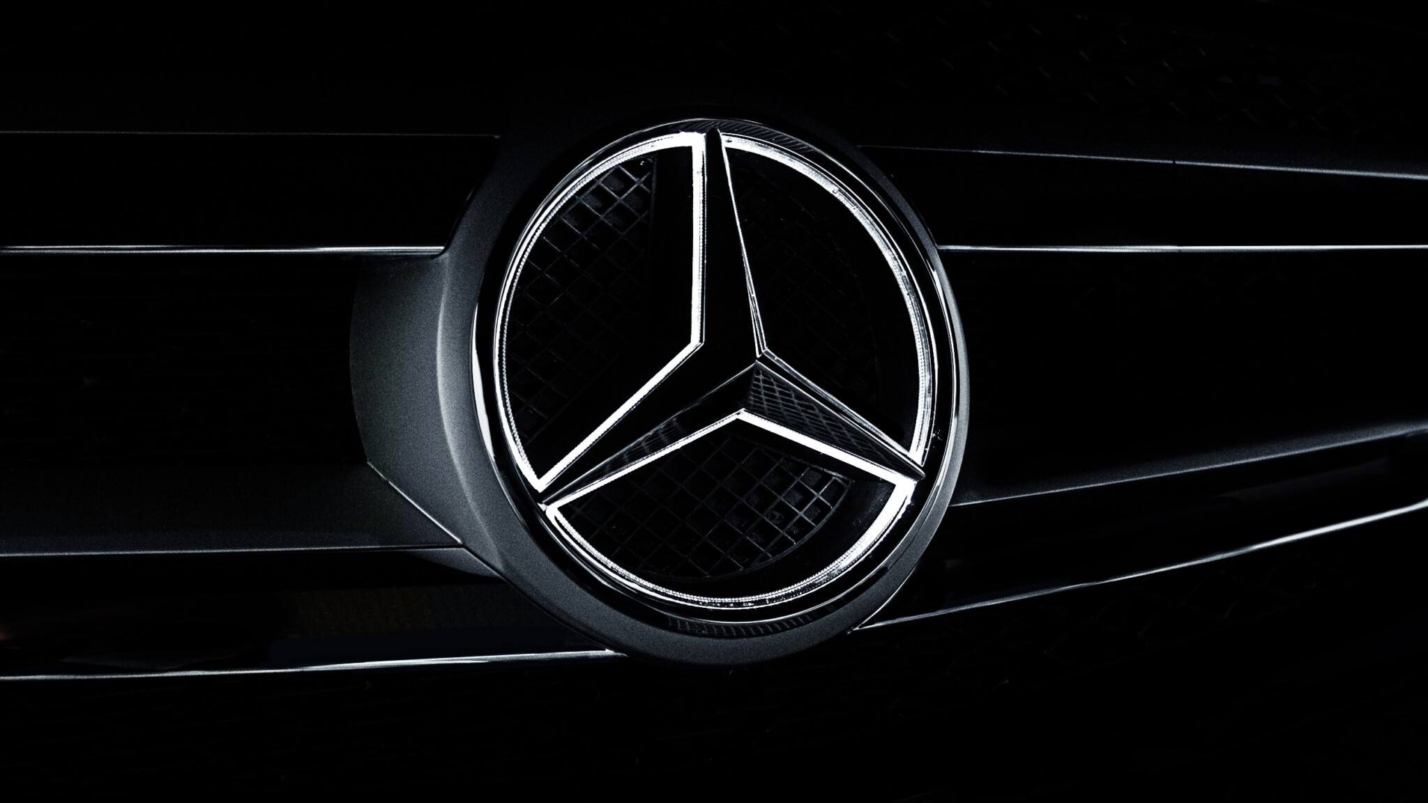 Mercedes logo 2023