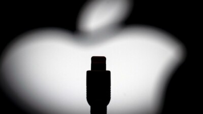 Apple, возможно, придется отказаться от кабеля Lightning connector