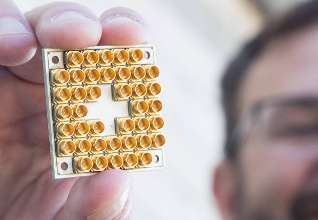 Intel представила первый криогенный чип для квантовых вычислений