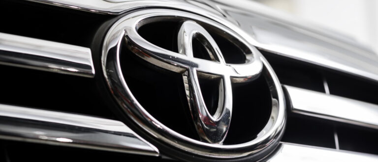 Toyota разрабатывает электромобиль с аккумуляторами многоразового использования в домашних условиях