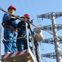 В Москве более 100 новостроек по реновации подключат к электросетям в 2020 году