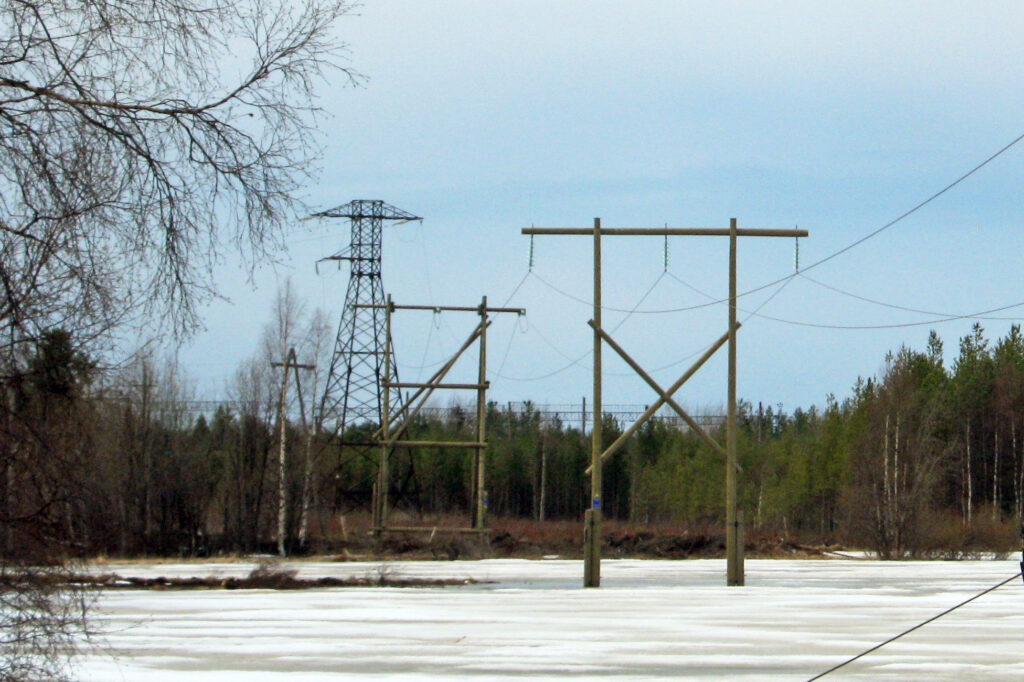 «Россети Северо-Запад» взяли на особый контроль 300 электросетевых объектов в зоне риска половодья