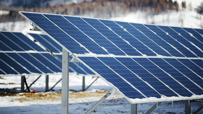 Россети Сибирь активно развивает солнечную энергетику
