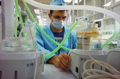 «Концерн радиоэлектронные технологии» начал поставки аппаратов ИВЛ в регионы