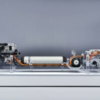 BMW и Toyota создали концепт водородной силовой установки
