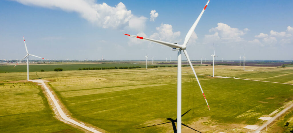 Фонд развития ветроэнергетики запустил в промышленную эксплуатацию вторую ВЭС