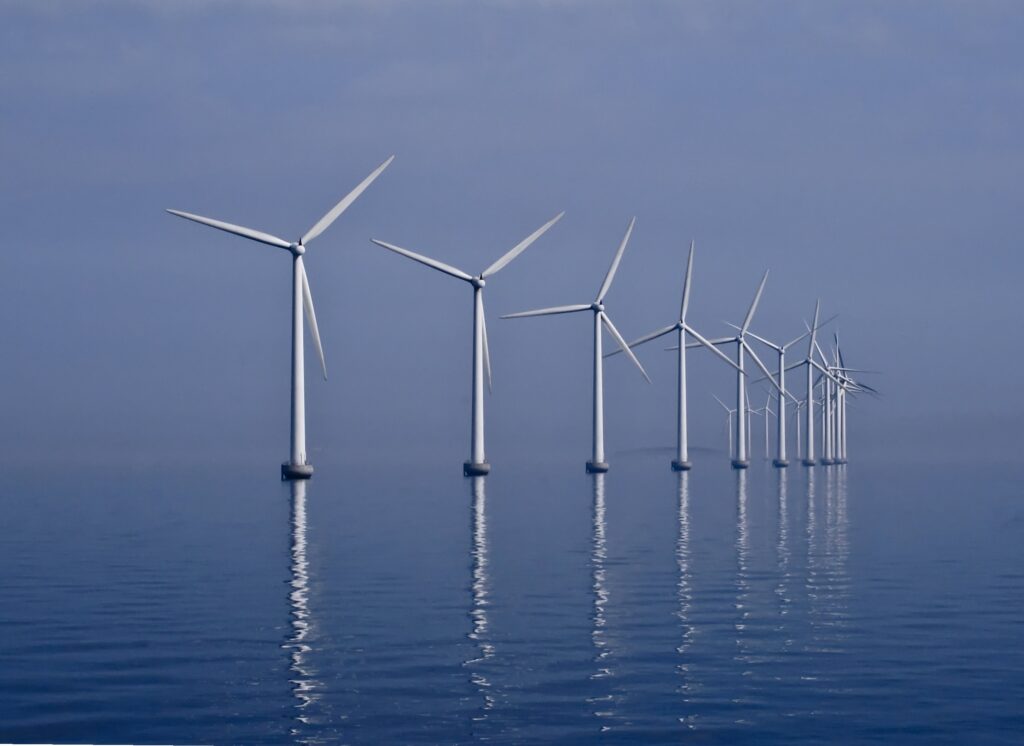 Норвегия выделила морские участки для строительства 4,5 ГВт офшорных ветроэлектростанций