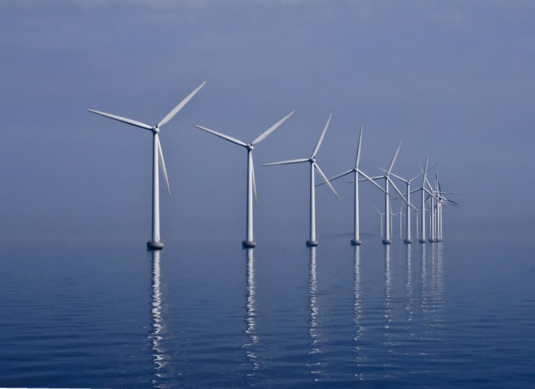 Норвегия выделила морские участки для строительства 4,5 ГВт офшорных ветроэлектростанций