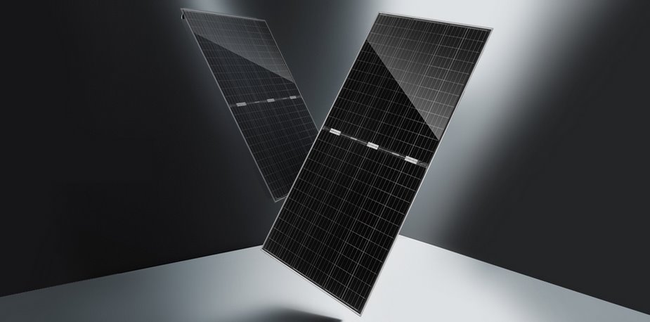 Solarwatt представила полностью черные солнечные батареи с низким уровнем ослепления
