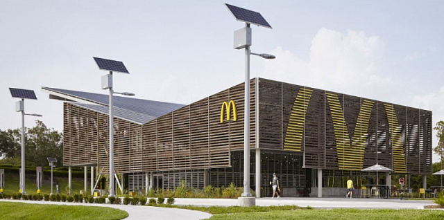 McDonald's запустил первый ресторан с нулевым потреблением энергии