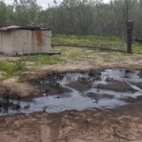 Виновники утечки нефтепродуктов в Заозерске будут наказаны
