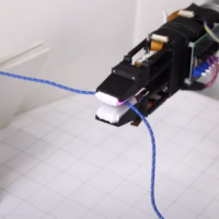 Новая роботическая рука умеет продевать нитку в иголку и распутывать провода