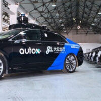 В Шанхае стартап AutoX запустил сервис роботакси