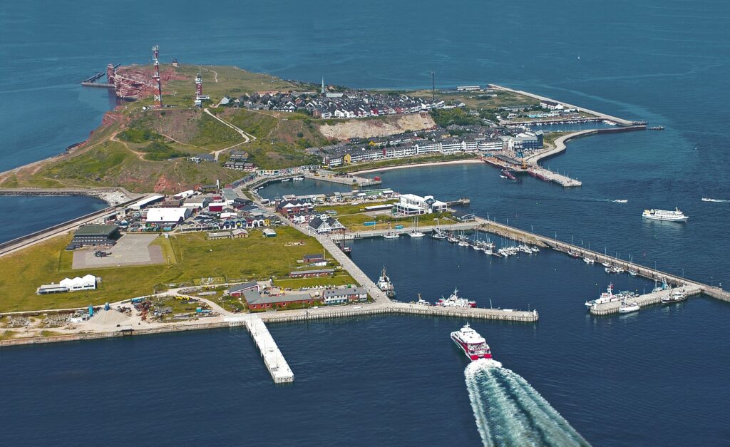 Отдаленный немецкий остров в Северном море собирается стать водородным центром с мощностью электролиза до 10 ГВт