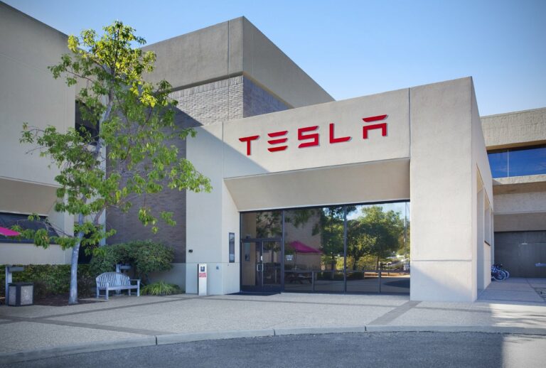 Tesla может стать поставщиком электроэнергии в Германии
