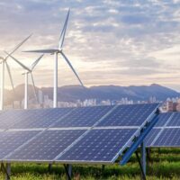 Цены договоров купли-продажи солнечной и ветровой энергии в ЕС и Северной Америке