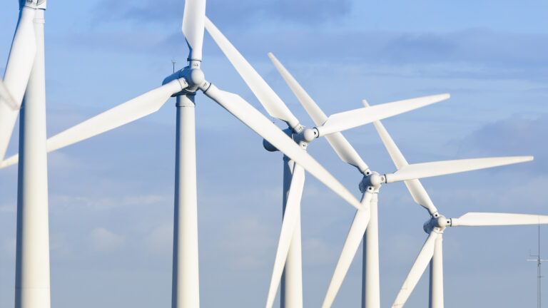 Achemos grupė планирует построить завод по производству компонентов ветряных турбин в Клайпеде