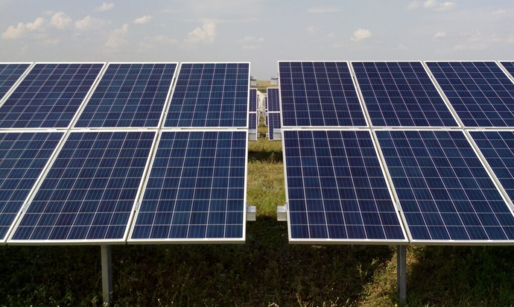 В Венгрии построят восемь солнечных электростанций общей мощностью 65 МВт