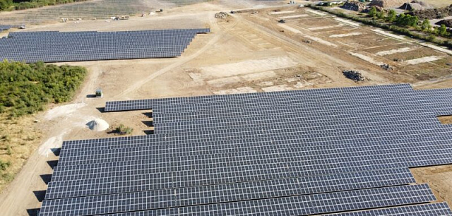 Во Франции на бывшей военной базе построят солнечные электростанции
