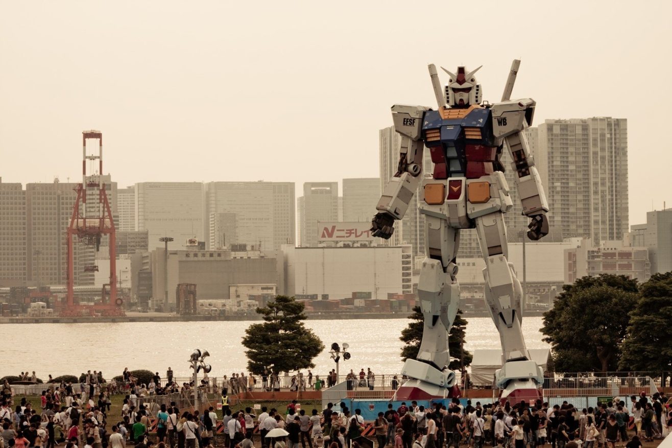 Gundam 18 метровый робот
