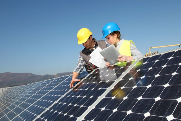 Количество занятых в сфере возобновляемых источников энергии достигло 11,5 млн человек
