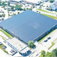 В Германии ввели в эксплуатацию автостоянку с крышей из солнечных батарей мощностью 1,3 МВт