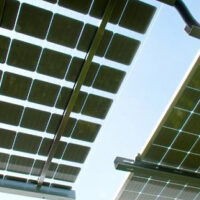 Ученые предлагают использовать солнечные батареи для сбора воды
