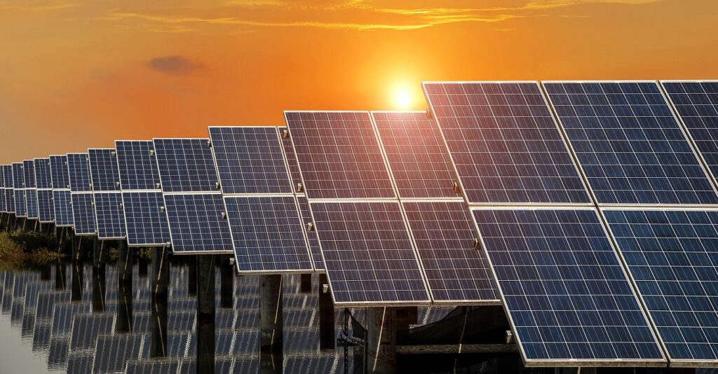 В ОАЭ планируют построить самую мощную солнечную электростанцию в мире