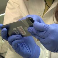 Американские ученые превратили обычный смартфон в химический детектор