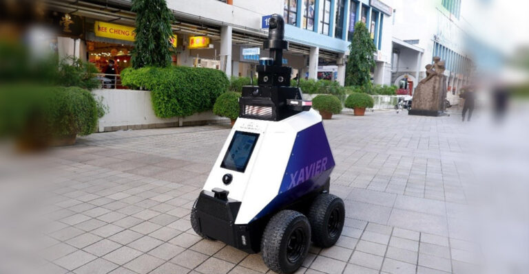 Роботы проследят за порядком в Сингапуре