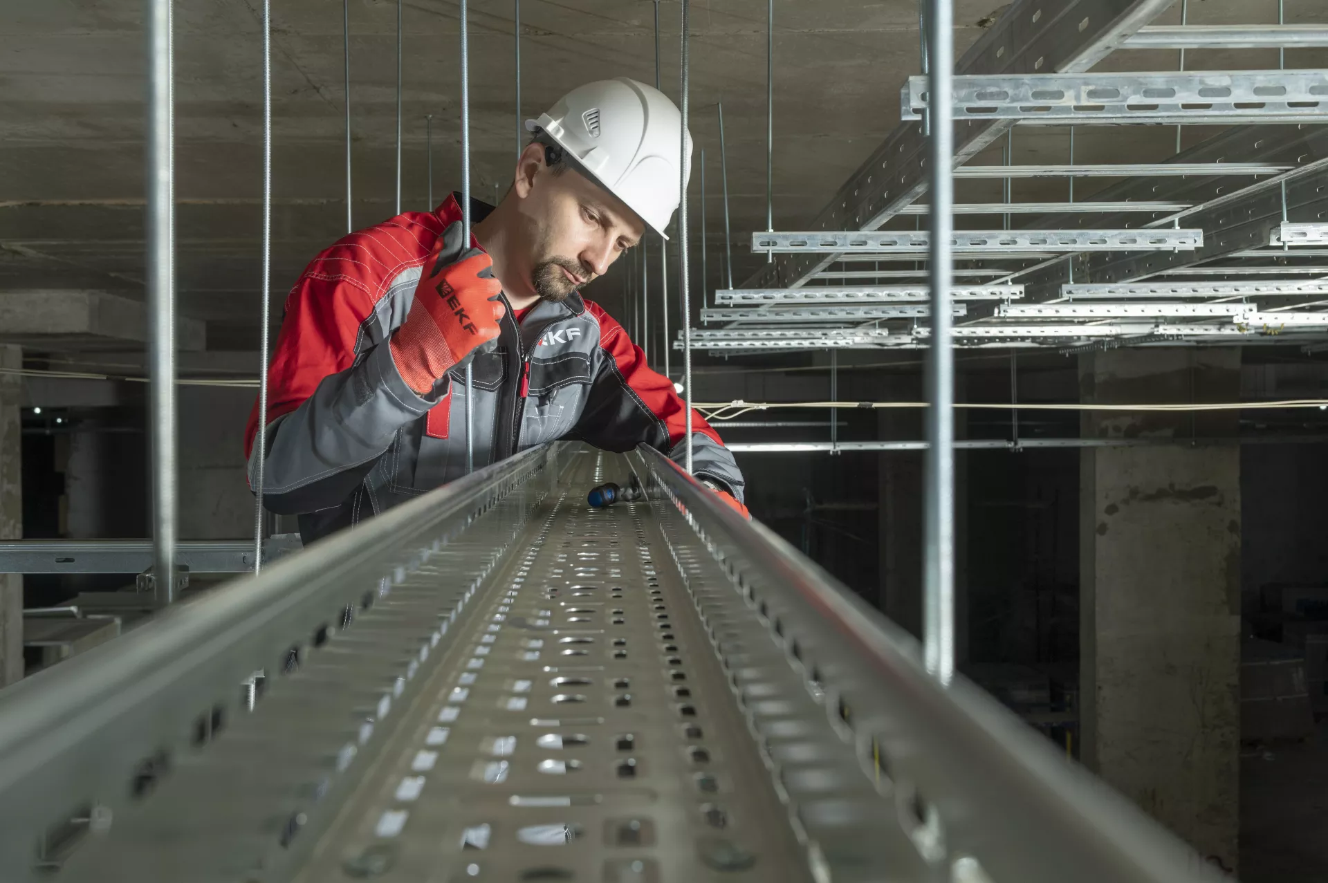 Компания «Электрорешения» (бренд EKF) признана одним из лидеров I Национального рейтинга производителей строительного комплекса